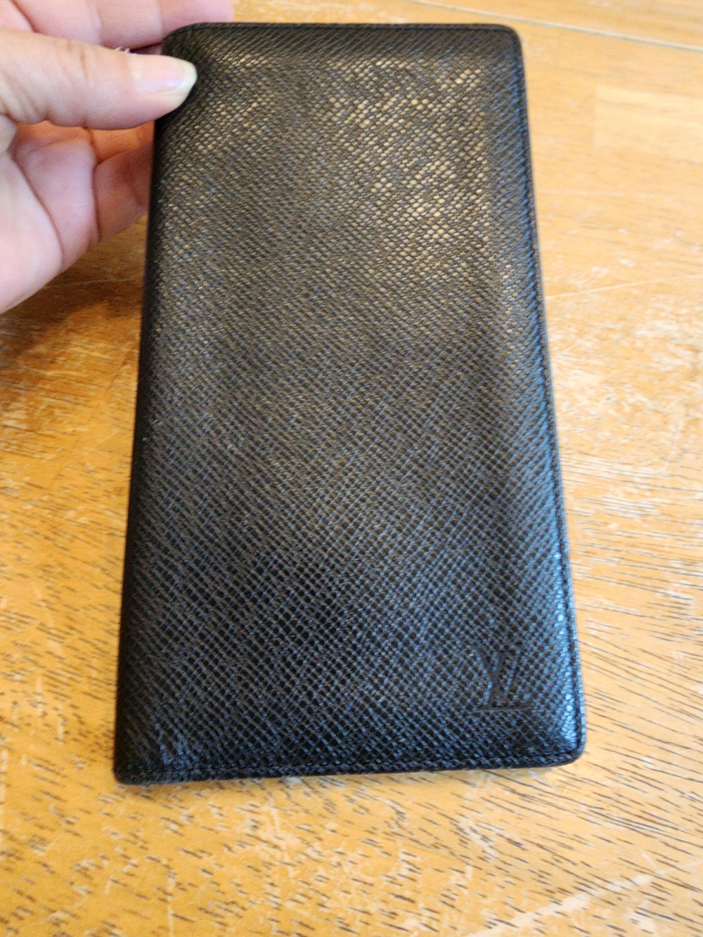 Louis Vuitton Black Taiga Leather Brazza Long Wallet